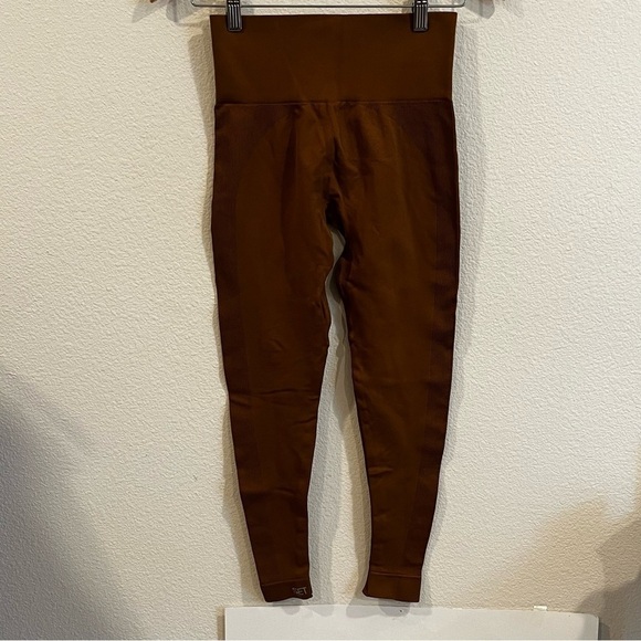 Set Active rusty orange brown seemless leggings fit like size small - Picture 3 of 11